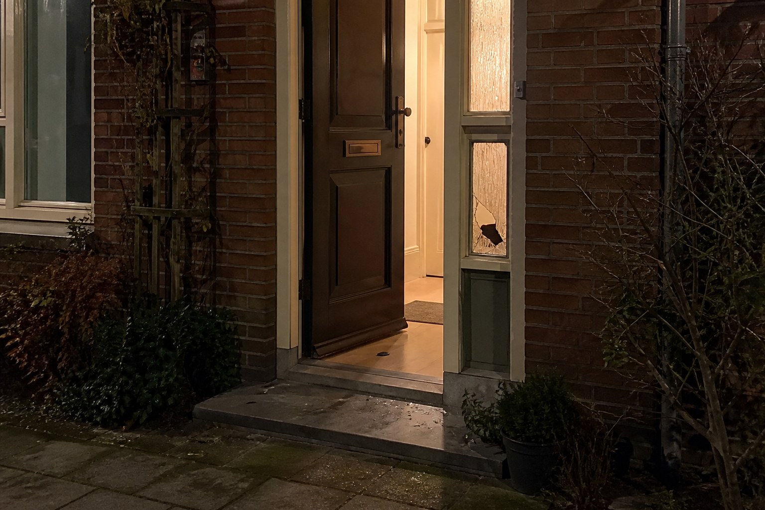Inbreker in je huis? Aanhouden mag, neerknuppelen niet